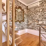 Charming Donatella With Private Pool In Pula Villa