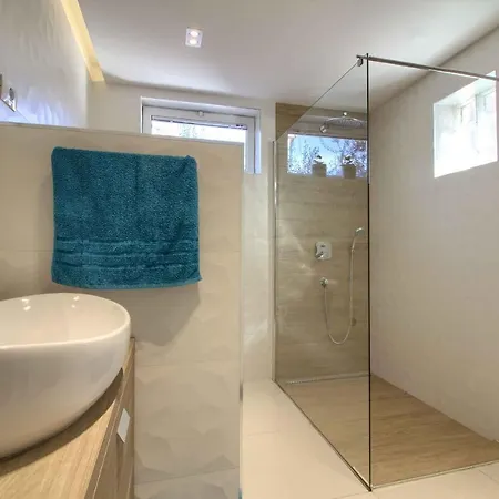 Charming Donatella With Private Pool In Pula Villa *