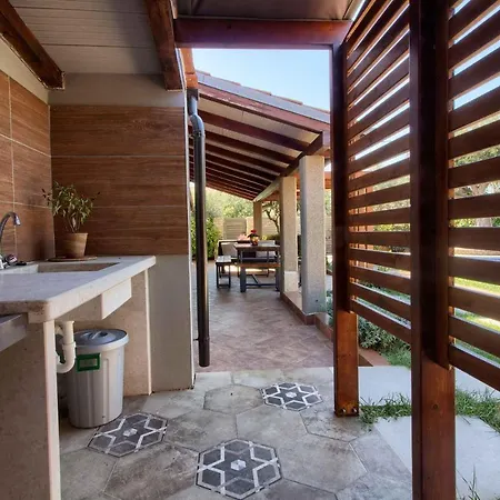 Charming Donatella With Private Pool In Pula فيلة Šišan