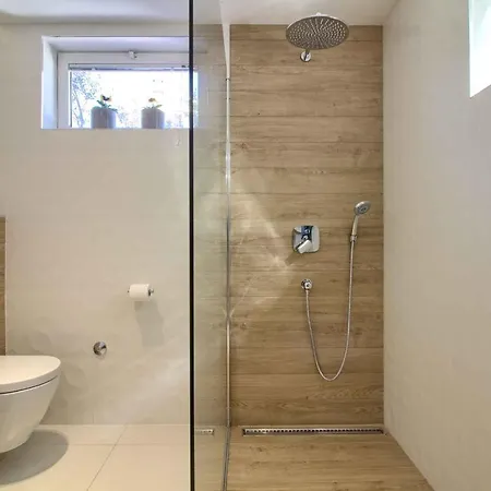 Charming Donatella With Private Pool In Pula * Sisan