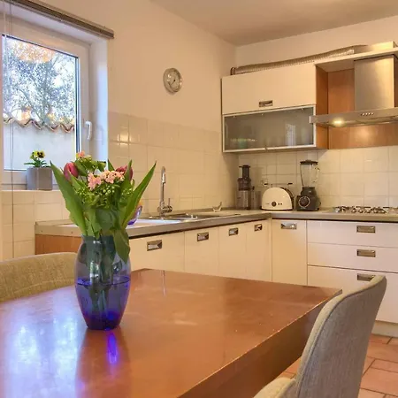 Charming Donatella With Private Pool In Pula Sisan
