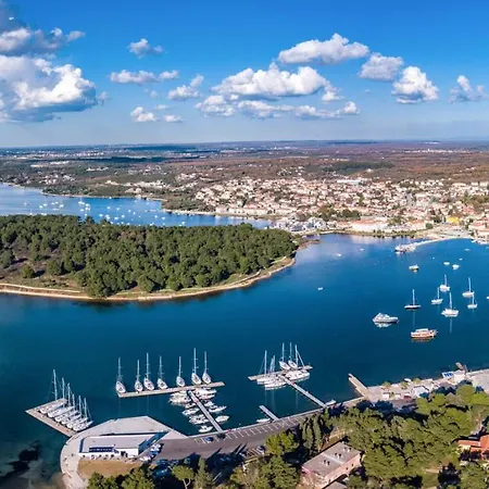 Charming Donatella With Private Pool In Pula *